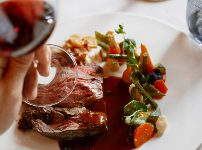 0031_Kronenhof_Pontresina_Schoene Aussichten Touristik_Gourmet Restaurant Kronenstübli